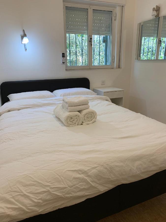 Eyni Lovely Boutique Apartment Jeruzsálem Kültér fotó